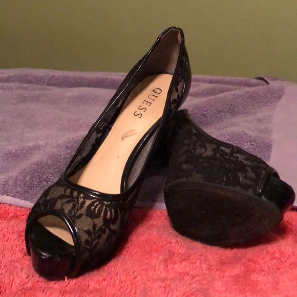 Shoes - Picture 5 of 5